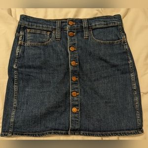 Madewell blue button front stretch denim skirt, size 28